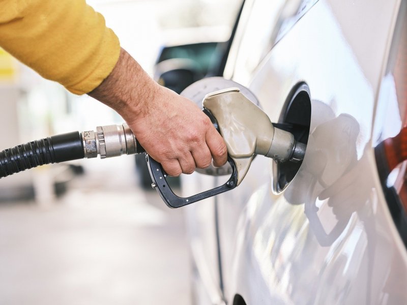 Paradoxy na čerpačkách: I ty nejlevnější někdy vychází dráž než plošné ceny u Shell a EuroOil
