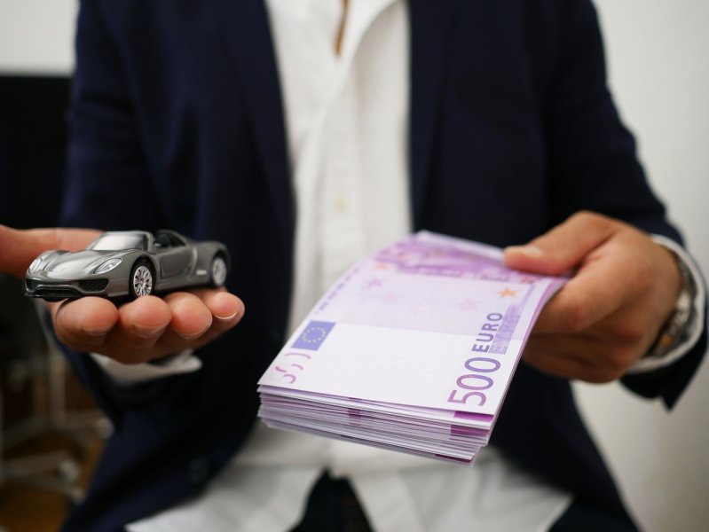Má smysl zadlužit firmu kvůli nákupu vozidel? Stále více podnikatelů preferuje pronájem „na operák“