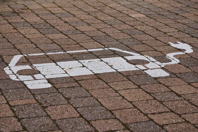 V Česku fungují první nabíječky napájené pouze obnovitelnou elektřinou