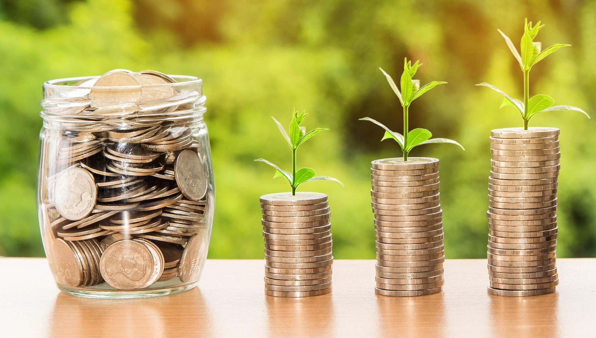 31 tisíc korun z milionu: tolik historicky stálo odkládání investice