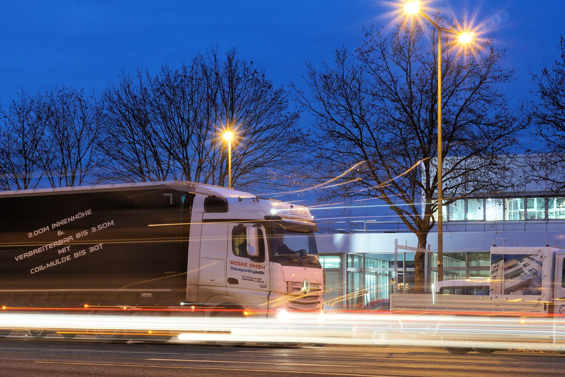 Manažeři logistiky a finanční specialisté vedli žebříček růstu nástupních mezd