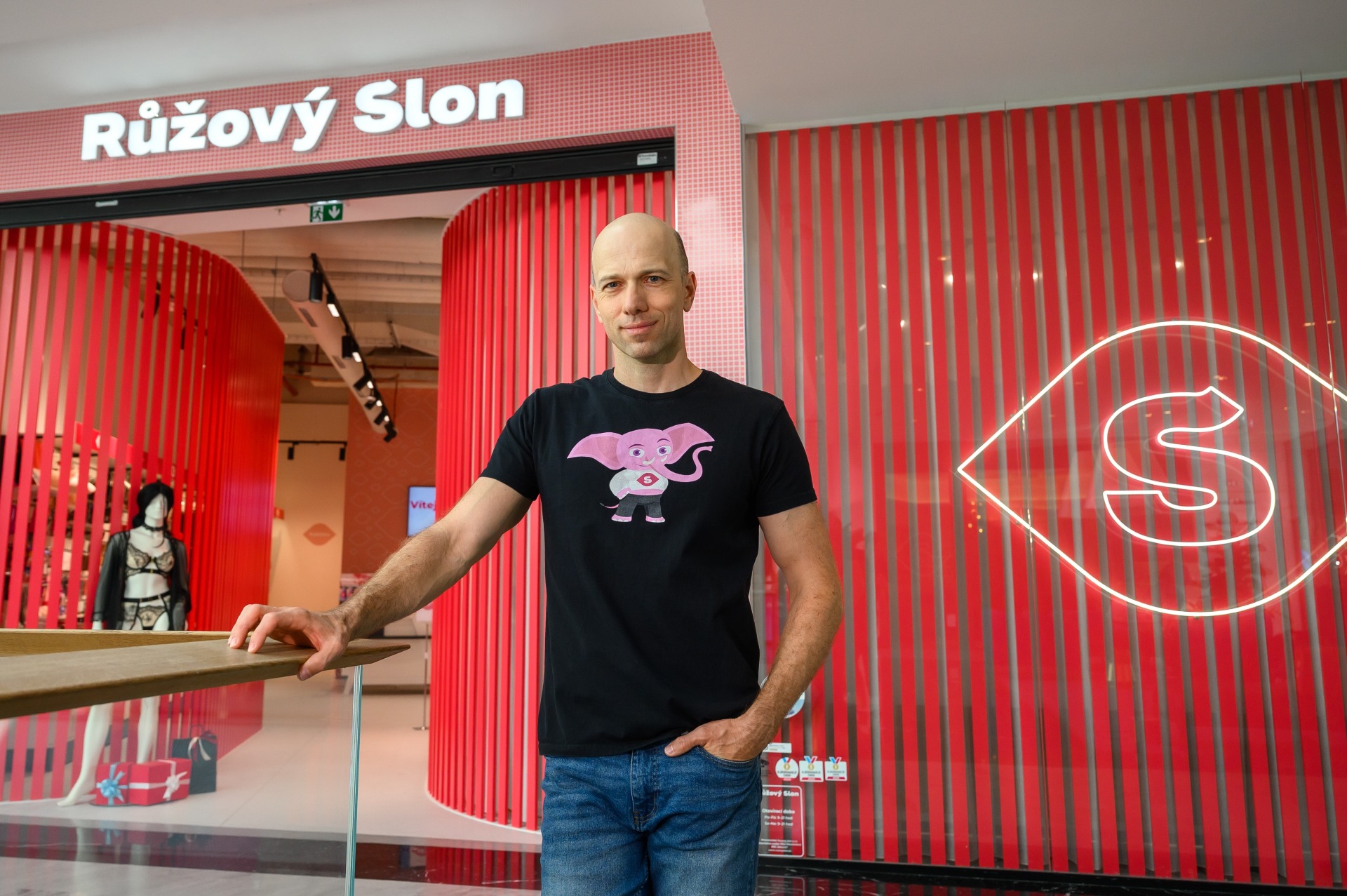 Od majitele sexshopu k e-commerce osobnosti. Adam Durčák získal ocenění EXEC 2026